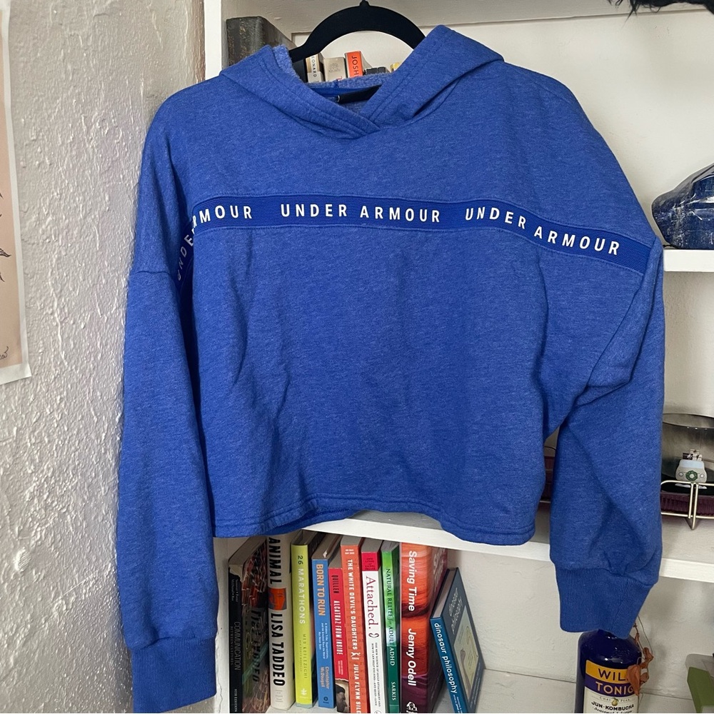 Blue Underarmour cropped sweater